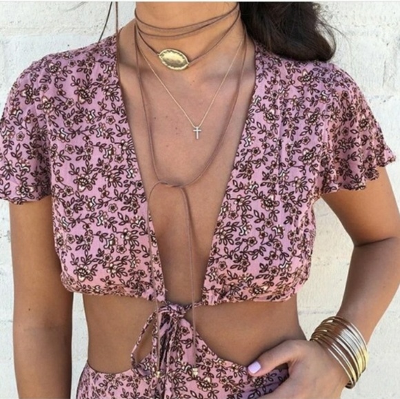 HONEY PUNCH NASTY GAL CUT OUT FLORAL JUMPSUIT - Picture 2 of 8